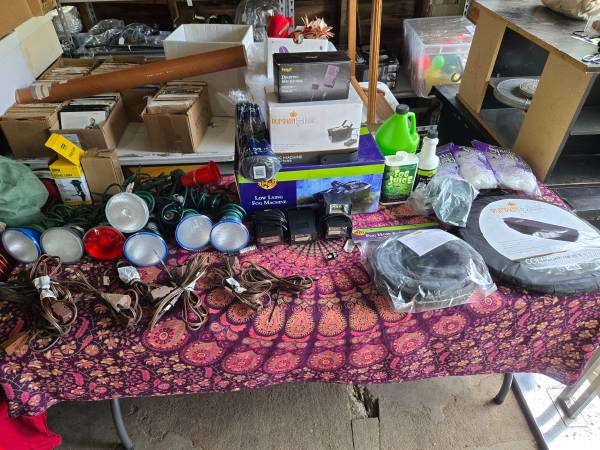 Yard sale photo