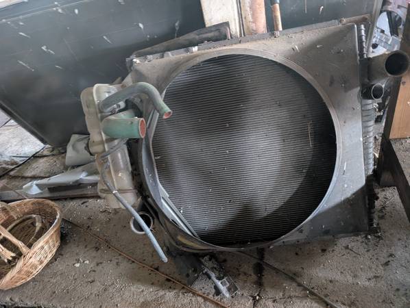 1997 Volvo Tractor Truck Radiator for sale 1