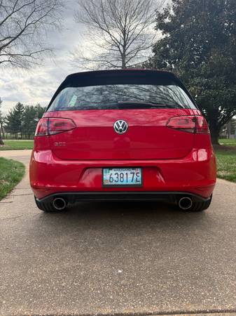 2015 GTI SE 2 puertas con 26,000 millas, ¡como nuevo! - $18,000 (Glen Echo)63616652582017123