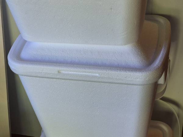 styrofoam coolers 1