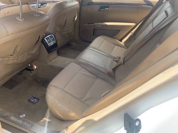 11 Mercedes S550 muchos kilómetros recién revisado aire acondicionado frío título limpio - $4,650 (Galleria)63622362736513123