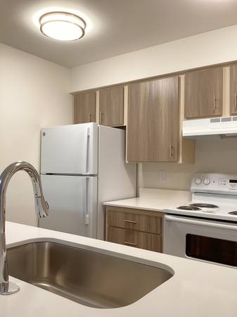 $2,027 / 1br - 625ft2 - Discover a hidden treasure in Snohomish! Peaceful 1 bed, 1 bath (Snohomish - Interurban Trail)63944962041346122