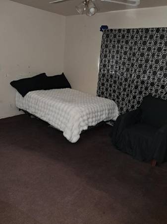$215 Bedroom For Rent in Mesa (Mesa)64024991342723121