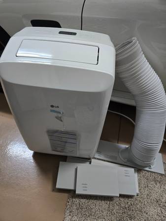 LG Portable Air Conditioner & Dehumidifier 8,000 BTU – Like New 1