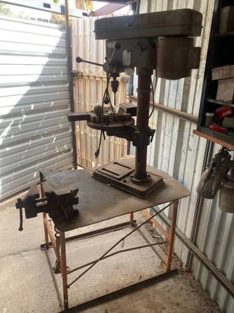 Drill press with vice 1