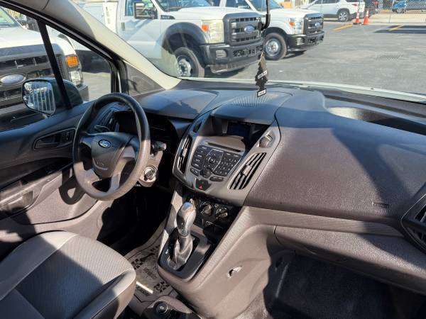 2016 Ford Transit Connect - Photo 13