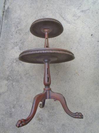 two tier tea table 1