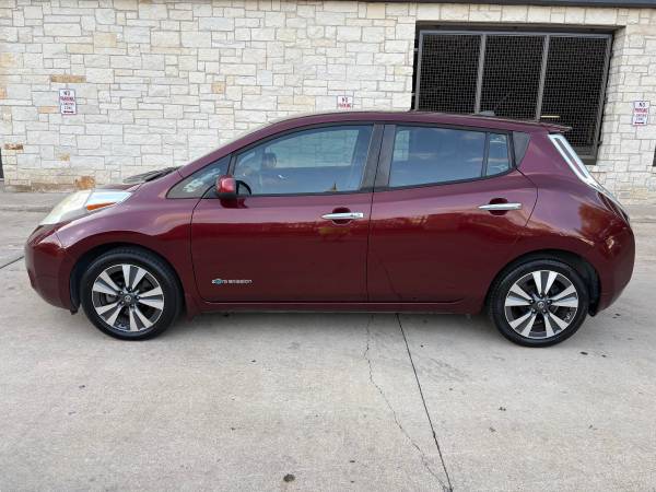 2016 Nissan Leaf SV con batería nueva de 40 kW - Autonomía de 150 millas - $8,000 (Austin)63491219137793124