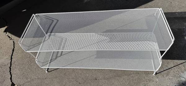 Mesh Interlocking Shelves 1