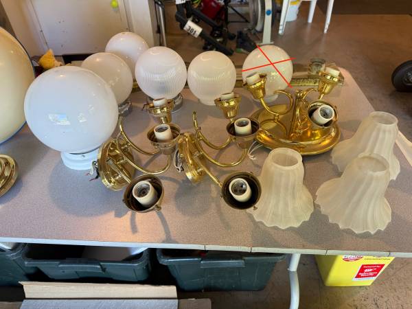 assorted brass ceiling and wall light fixtures 1