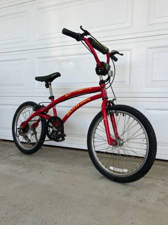 Super Cool Schwinn Z-Flight BMX style 6 Speed 20” Bike - bicycles