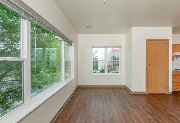 Select Unit Reserved for Veterans 1