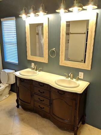 $1,500 / 400ft2 - Cute studio, big bathroom, close to downtown! (Golden Hill)63775434876161123