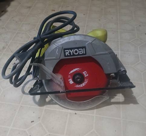 Ryobi Circular Saw 1