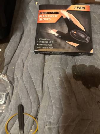 Brand new in box flashlight gloves 1