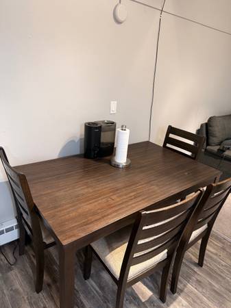 Dinner table 1