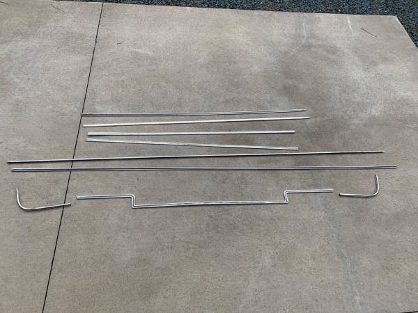 1966 Chevy Impala 2dr side moulding 1