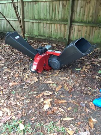 New Craftsman chipper/shedder 1