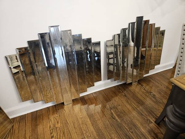 Mirrors - side by side 1