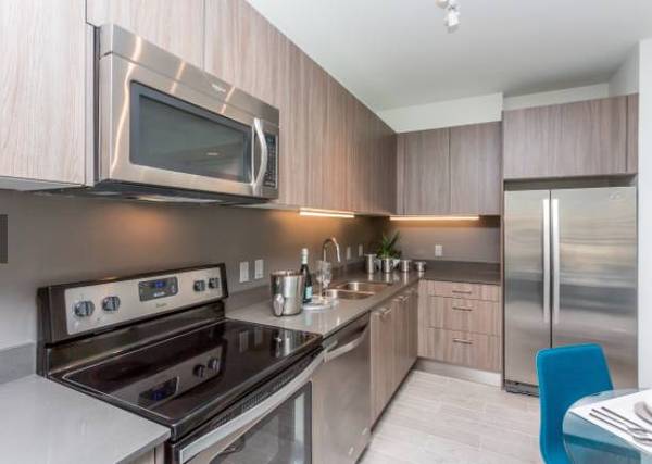 $2.700 / 1 dormitorio - 730 pies² - HERMOSO 1/1 CON LAVADERO, APARCAMIENTO, PISCINA, GIMNASIO, ETC. (SOLO $500 DE DEPÓSITO) (EDGEWATER / MIDTOWN)63379828998531121