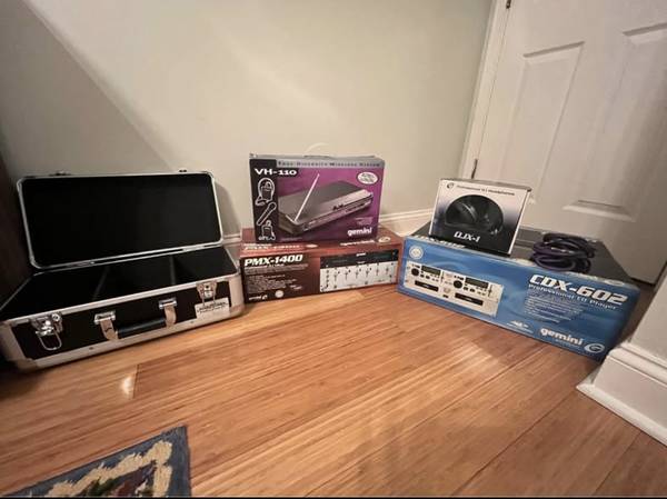 Gemini DJ Equipment 1