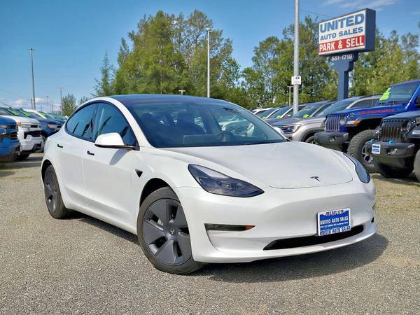 2022 Tesla Model 3 Long Range Sedan 4D 1