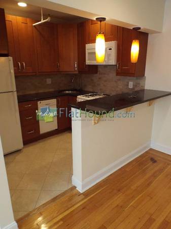 $2,150 HUGE Brighton Studio! Available NOW (Brighton)63996693185666120