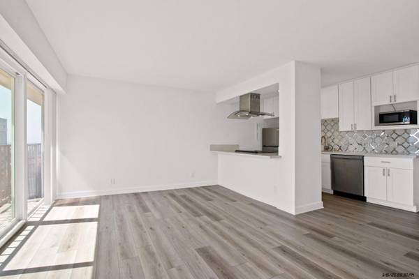 $400 OFF ^ 1 Bedroom in Marina Del Rey ^ Quartz Counters ^ Renovated 1