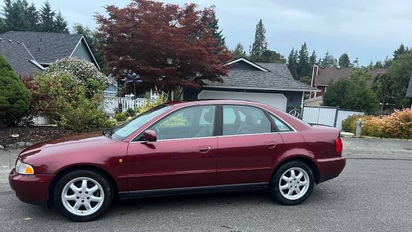 1998 Audi A4 5 speed v-6 turbo 103000 Miles, - $3,900 (Snohomish)63470611194627123