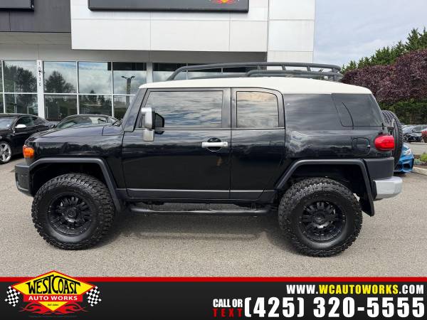 2008 Toyota FJ Cruiser Base - Photo 3