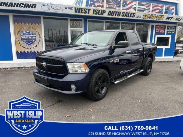 2013 Dodge Ram 1500 4WD Crew Cab 140.5" Express Pickup 1