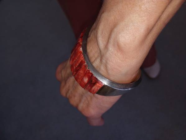 Navajo Sterling Silver w/ Inlaid Oyster Shell Bracelet - $500 (Madison)63471317773569124