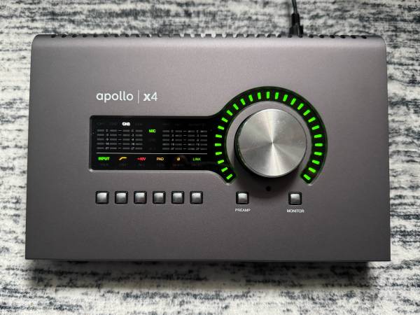Universal Audio UAD Apollo X4 ver. 1 1