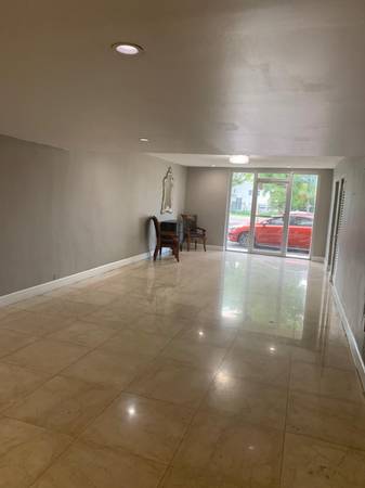 $2,250 / 2br - 1200ft2 - 2 BEDROOM APARTMENT / 1 BATH (HIALEAH)64002012886657120