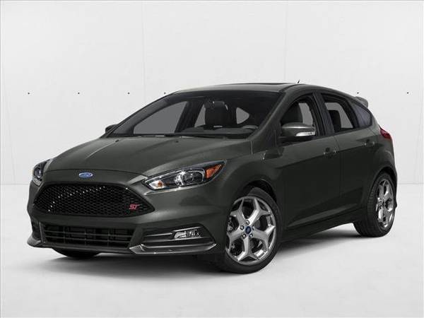 2016 Ford Focus  ST Hatchback 1