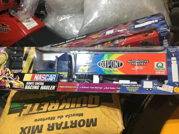 Jeff Gordon remote control Semi truck 1