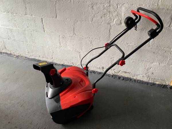 Electric Snow Blower 1