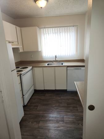 $1,400 / 2br - 880ft2 - Spacious Apartment On Halsey Summit (Gresham/Portland)63831397845761121