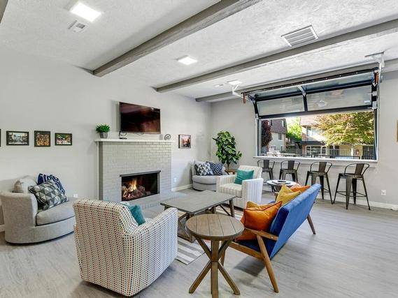 $1,295 / 1br - 587ft2 - Move-In Ready! Apply Now! (Boise)63794945490689122
