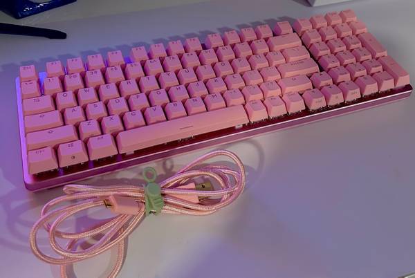 Wired gaming keyboard 1