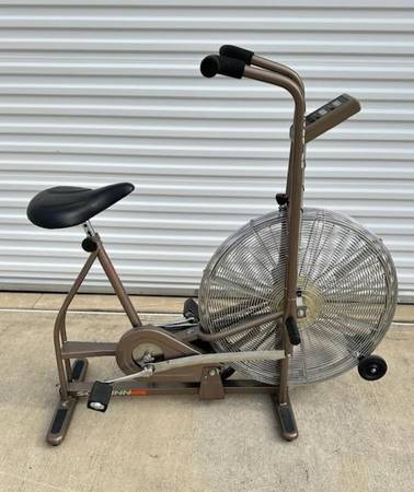 Schwinn airdyne exercise bicycle With Digital Readout Panel Schwinn airdyne exercise bicycle With Digital Readout Panel