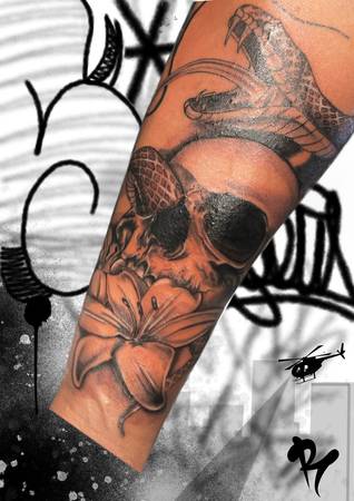 Tatuajes realistas personalizados en blanco y negro en NYC. (astoria)63850258171265124