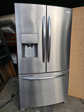 Gorgeous as New Frigidaire Gallery French Door Refrigerator 1