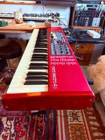Nord Electro 4D 1