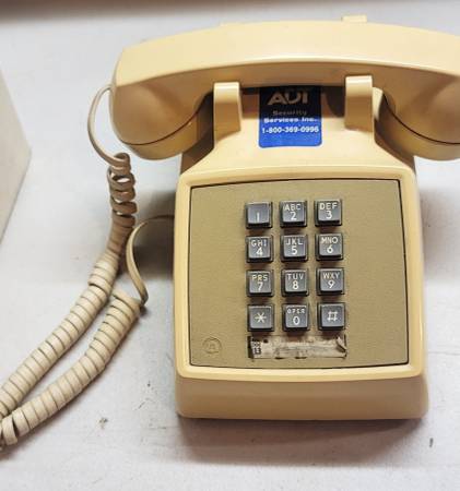 Vintage Western Electric Pacific Bell System Phone 1