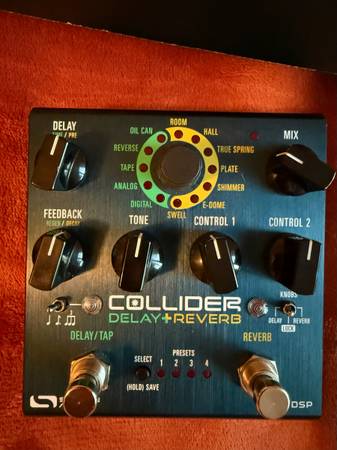 Source Audio Collider Delay + Reverb 1