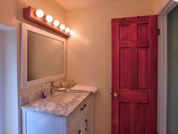 $1,000 / 1br - 650ft2 - Excelente apartamento amueblado tranquilo (Casa de Oro)63865702977923122