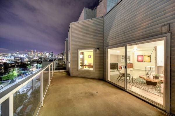 $2,129 / 1br - 642ft2 - Electronic Thermostat, Property Manager on Site, Fitness Center (Westlake)63808131259779120