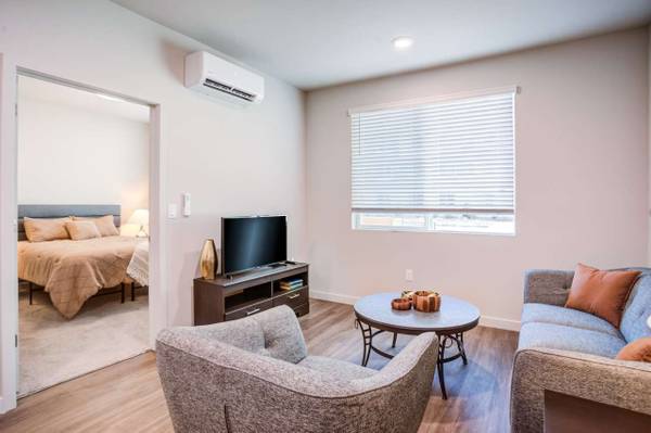 $1,161 Microwave, Studio 1BA, in Sparks NV (2 Gary Hall Wy, Sparks, NV)63992637120642124