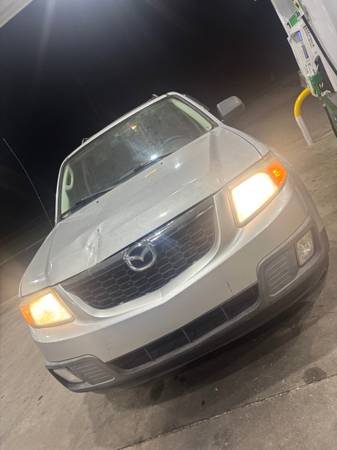 Mazda tribute 1